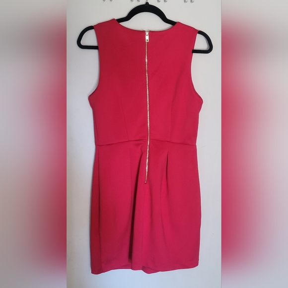 Red Dynamite Medium Dress - Picture 2 of 4